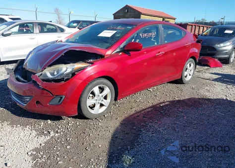 2013 Hyundai Elantra Gls z USA, uszkodzony, nr VIN 5NPDH4AE0DH406624